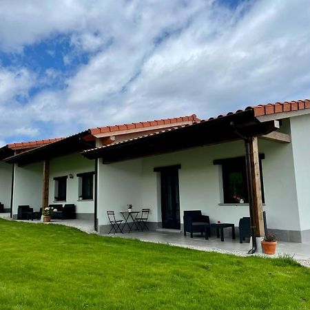 Apartamentos Los Manzanos Ribadesella Exteriör bild