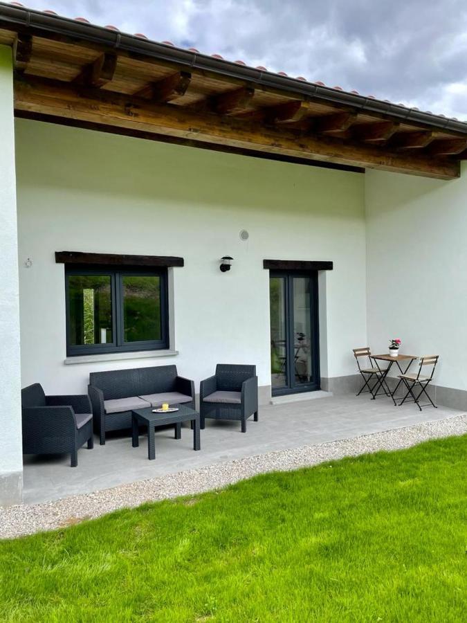 Apartamentos Los Manzanos Ribadesella Exteriör bild