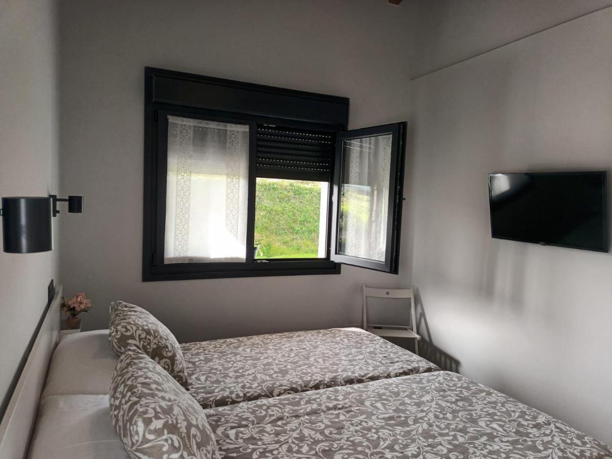 Apartamentos Los Manzanos Ribadesella Exteriör bild